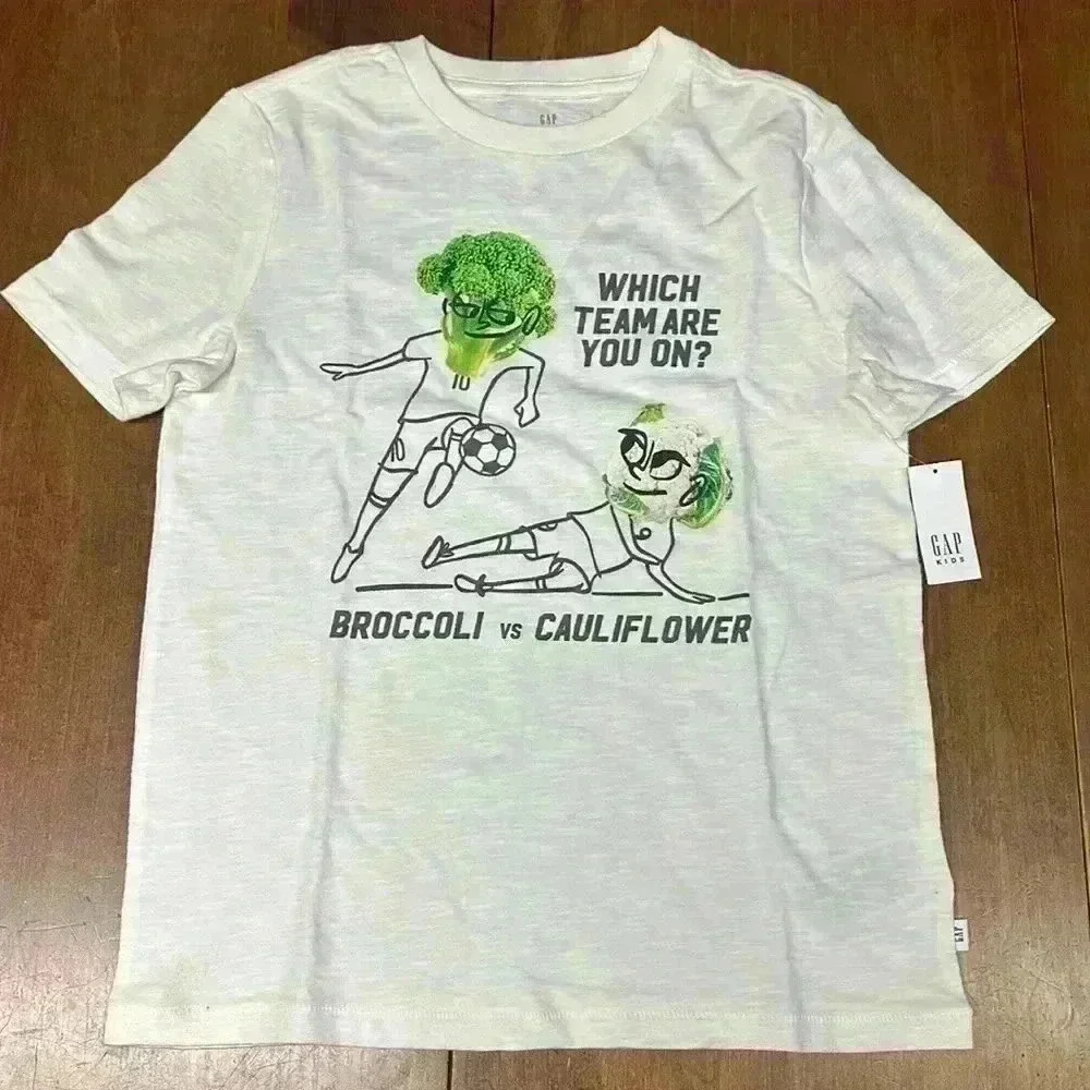 NWT GapKids T-shirt - Size M (8)